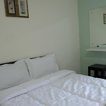 Aspen Residence Chonburi Ngoại thất bức ảnh