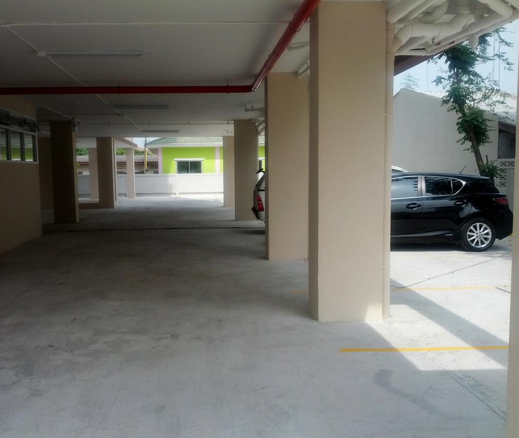 Aspen Residence Chonburi Ngoại thất bức ảnh